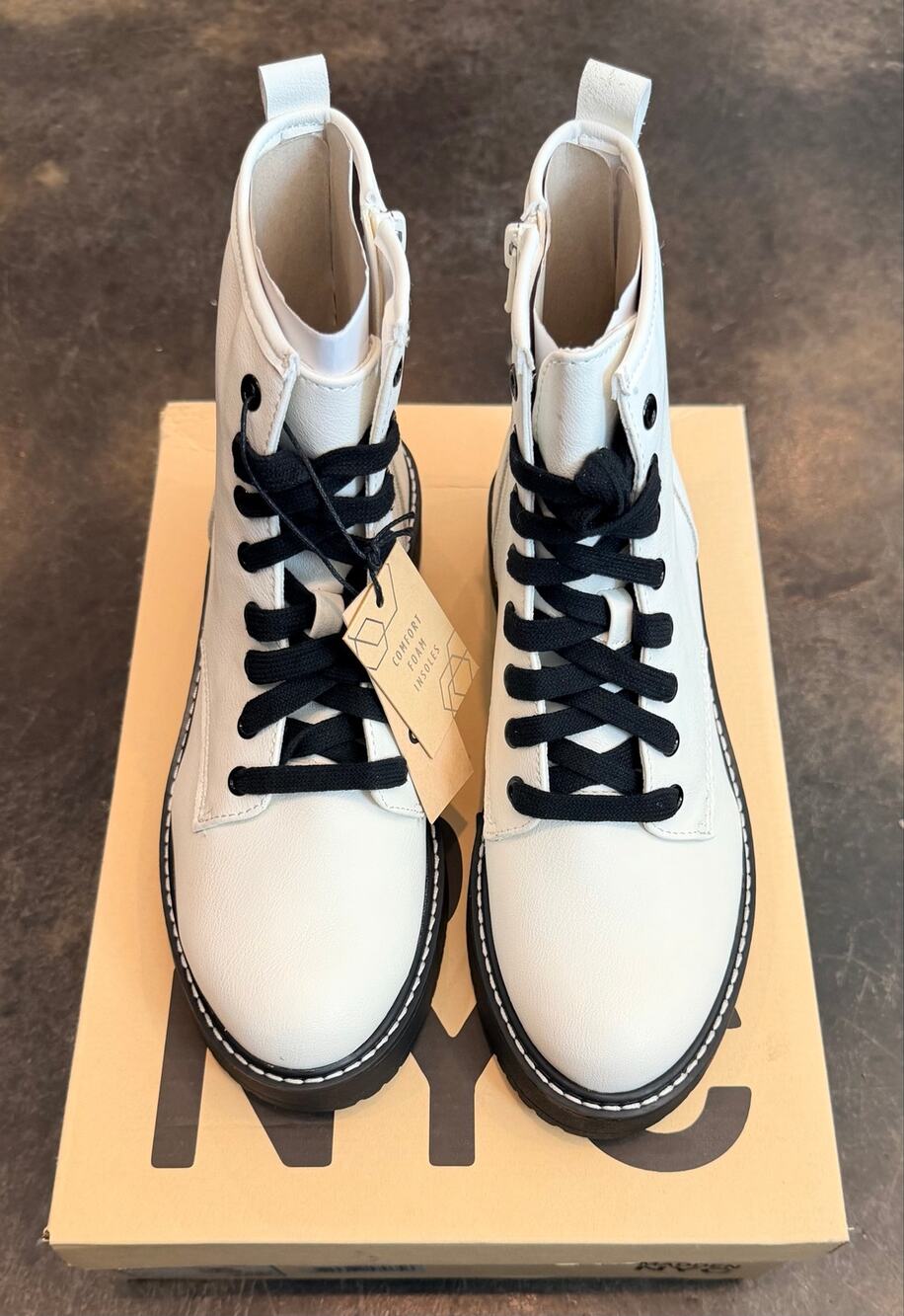 Madden NYC Women’s Boots Size 9 White New Ankle Boots, Nappa Bootie